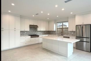 Single Family Residence, 51 rotunda, Irvine, CA 92620 - 11