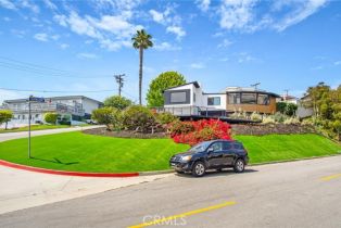 Single Family Residence, 300 Holmwood dr, Newport Beach, CA 92663 - 29
