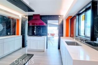 Single Family Residence, 300 Holmwood dr, Newport Beach, CA 92663 - 8