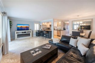 Condominium, 711 Pacific Coast, Huntington Beach, CA 92648 - 12