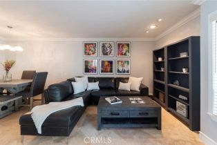 Condominium, 711 Pacific Coast, Huntington Beach, CA 92648 - 14