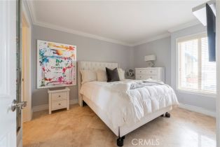 Condominium, 711 Pacific Coast, Huntington Beach, CA 92648 - 24