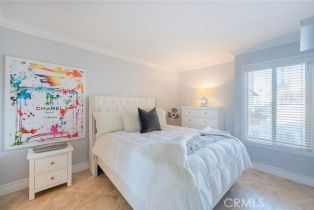 Condominium, 711 Pacific Coast, Huntington Beach, CA 92648 - 25