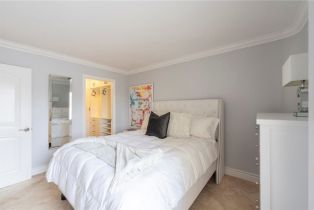 Condominium, 711 Pacific Coast, Huntington Beach, CA 92648 - 26