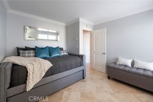 Condominium, 711 Pacific Coast, Huntington Beach, CA 92648 - 33