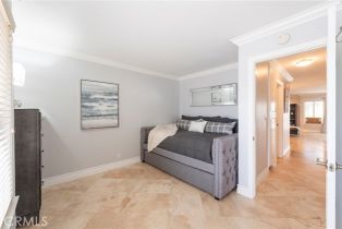 Condominium, 711 Pacific Coast, Huntington Beach, CA 92648 - 34