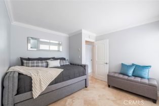 Condominium, 711 Pacific Coast, Huntington Beach, CA 92648 - 35