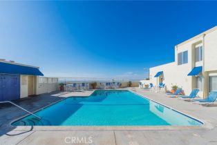 Condominium, 711 Pacific Coast, Huntington Beach, CA 92648 - 42