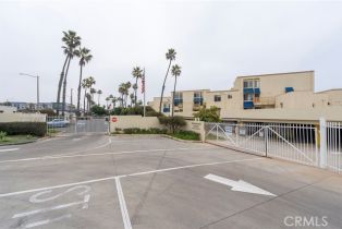 Condominium, 711 Pacific Coast, Huntington Beach, CA 92648 - 47