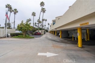 Condominium, 711 Pacific Coast, Huntington Beach, CA 92648 - 48
