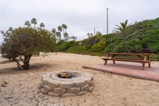Condominium, 711 Pacific Coast, Huntington Beach, CA 92648 - 50
