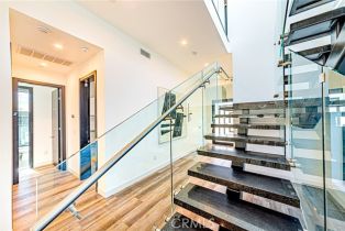 Single Family Residence, 5812 Willis ave, Sherman Oaks, CA 91411 - 5