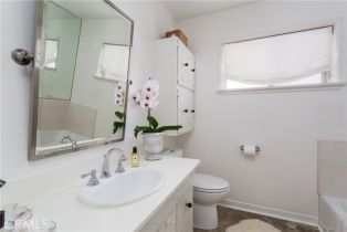 Single Family Residence, 231 Santa Ana ave, Newport Beach, CA 92663 - 16