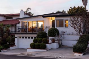 Single Family Residence, 231 Santa Ana AVE, Newport Beach, CA  Newport Beach, CA 92663