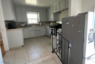 Single Family Residence, 392 Batavia st, Orange, CA 92868 - 12