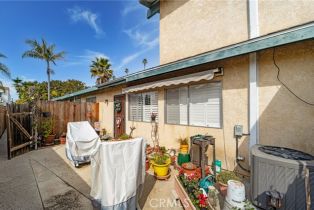 Residential Income, 618 15th st, Huntington Beach, CA 92648 - 8