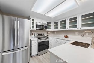 Condominium, 192 Cross Creek rd, Orange, CA 92869 - 5