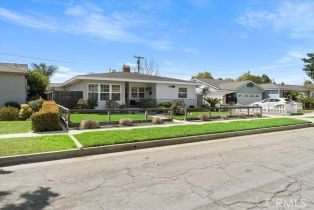 Single Family Residence, 1612 Walnut ave, Fullerton, CA 92833 - 3