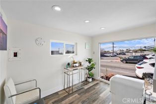 Residential Income, 133 Avenida Granada, San Clemente, CA 92672 - 4