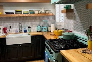 Condominium, 5001 Stoney Creek rd, Culver City, CA 90230 - 4