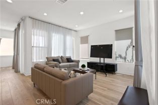 Townhouse, 364 Baluster, Irvine, CA 92618 - 4