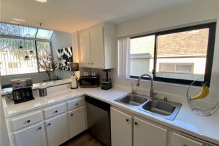 Condominium, 17722 Sergio cir, Huntington Beach, CA 92647 - 11