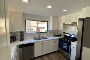 Condominium, 17722 Sergio cir, Huntington Beach, CA 92647 - 9
