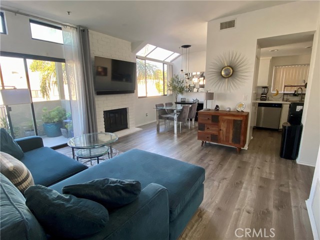 Condominium, 17722 Sergio cir, Huntington Beach, CA 92647 - 1