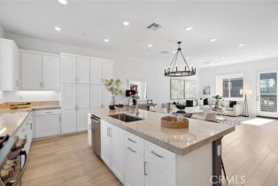 Condominium, 223 Sash, Irvine, CA 92618 - 2