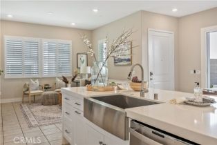 Single Family Residence, 122 Scale, Irvine, CA 92618 - 8