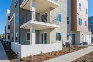 Condominium, 121 Baluster, Irvine, CA  Irvine, CA 92618