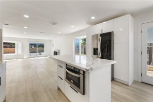 Single Family Residence, 25045 Mackenzie st, Laguna Hills, CA 92653 - 9