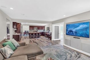 Single Family Residence, 17212 Lynn ln, Huntington Beach, CA 92649 - 11