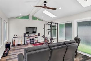 Single Family Residence, 17212 Lynn ln, Huntington Beach, CA 92649 - 12