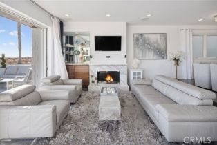 Single Family Residence, 126 Oceanfront, Newport Beach, CA 92661 - 10