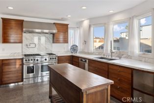 Single Family Residence, 126 Oceanfront, Newport Beach, CA 92661 - 25