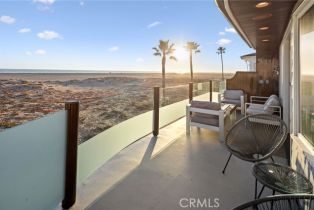 Single Family Residence, 126 Oceanfront, Newport Beach, CA 92661 - 35