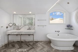 Single Family Residence, 126 Oceanfront, Newport Beach, CA 92661 - 37