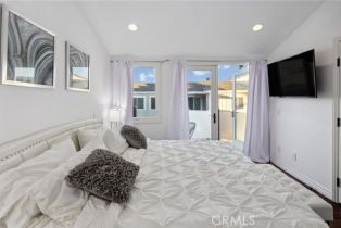 Single Family Residence, 126 Oceanfront, Newport Beach, CA 92661 - 42