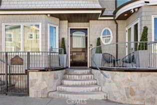 Single Family Residence, 126 Oceanfront, Newport Beach, CA 92661 - 5