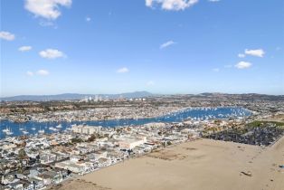 Single Family Residence, 126 Oceanfront, Newport Beach, CA 92661 - 54