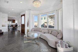 Single Family Residence, 126 Oceanfront, Newport Beach, CA 92661 - 8