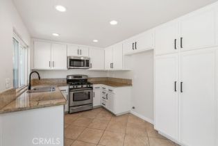 Single Family Residence, 1837 Las Palmas cir, Orange, CA 92868 - 10