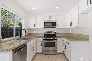 Single Family Residence, 1837 Las Palmas cir, Orange, CA 92868 - 11