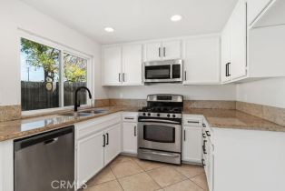 Single Family Residence, 1837 Las Palmas cir, Orange, CA 92868 - 12