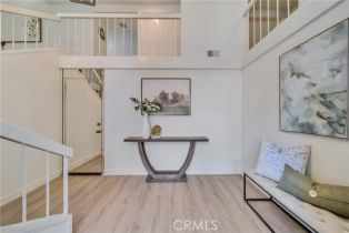 Condominium, 28 Rocky Knoll, Irvine, CA 92612 - 7