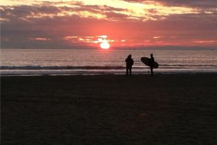 Single Family Residence, 8441 Norfolk dr, Huntington Beach, CA 92646 - 41