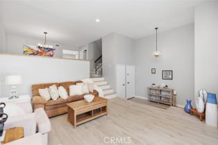 Condominium, 3 Summer Breeze, Irvine, CA  Irvine, CA 92603