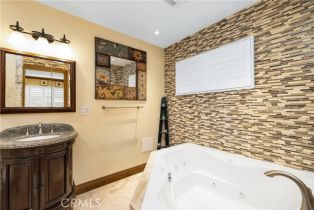 Single Family Residence, 401 Holmwood dr, Newport Beach, CA 92663 - 10