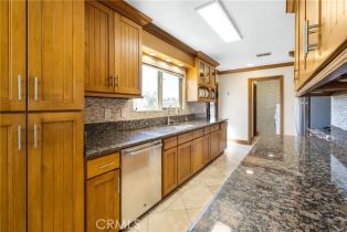 Single Family Residence, 401 Holmwood dr, Newport Beach, CA 92663 - 12